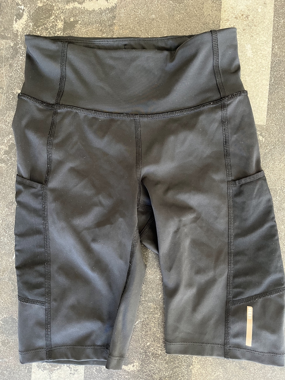 REI High-Waist Black Athletic Bike Shorts with Side Pockets